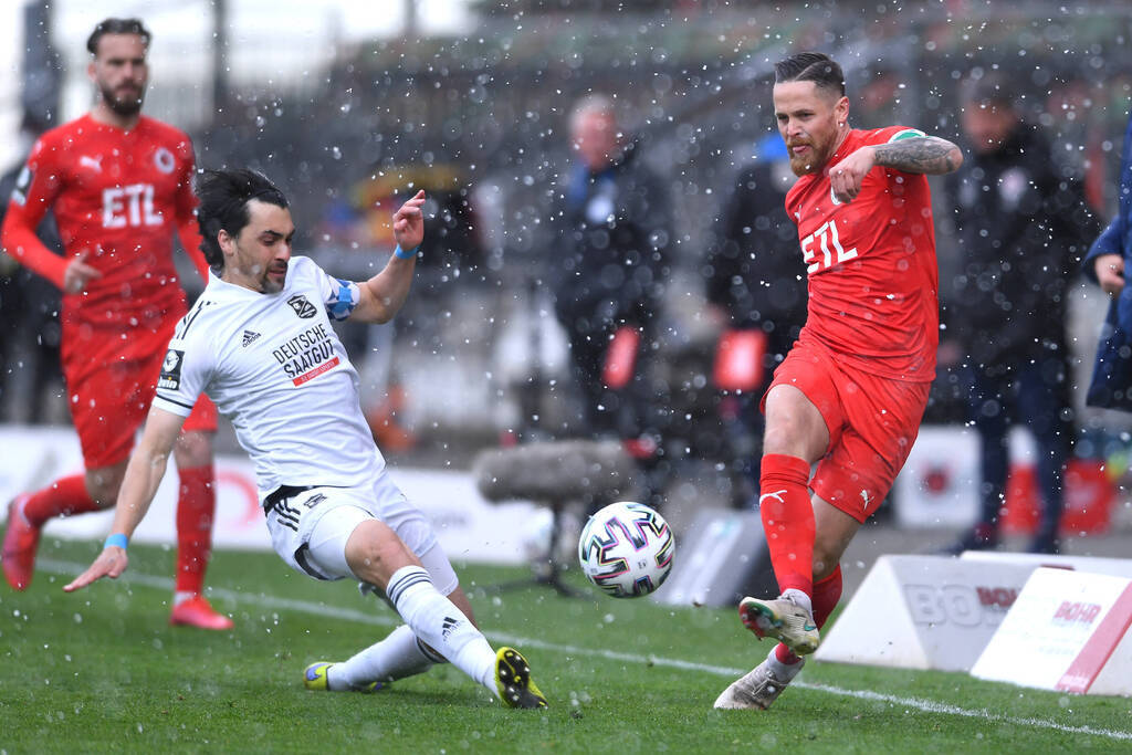 Nächster Nackenschlag Für Haching In Überzahl: Köln Trifft Beim 1:1 Spät