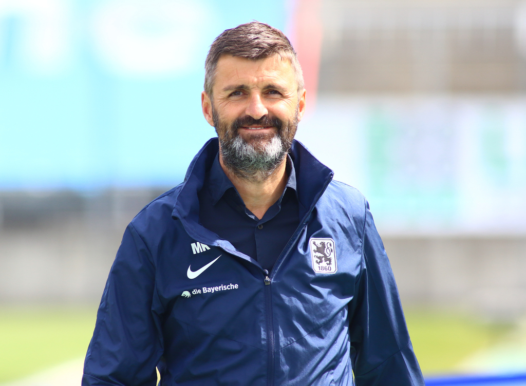 Wer spielt Steinhart?